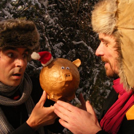 ratzfatz_weihnachtsschwein©flattinger-scaled-qb1fakuxfc43u5c13zo3w35m0ghtqiz0z05tnmp4pg