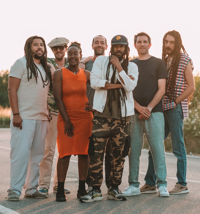 Lion D +Band